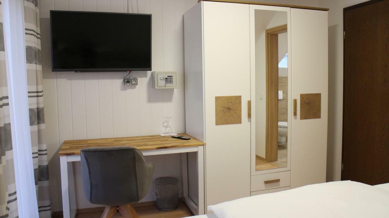 Hotel Glas Schwarzwald Fluorn-Winzeln Ngoại thất bức ảnh